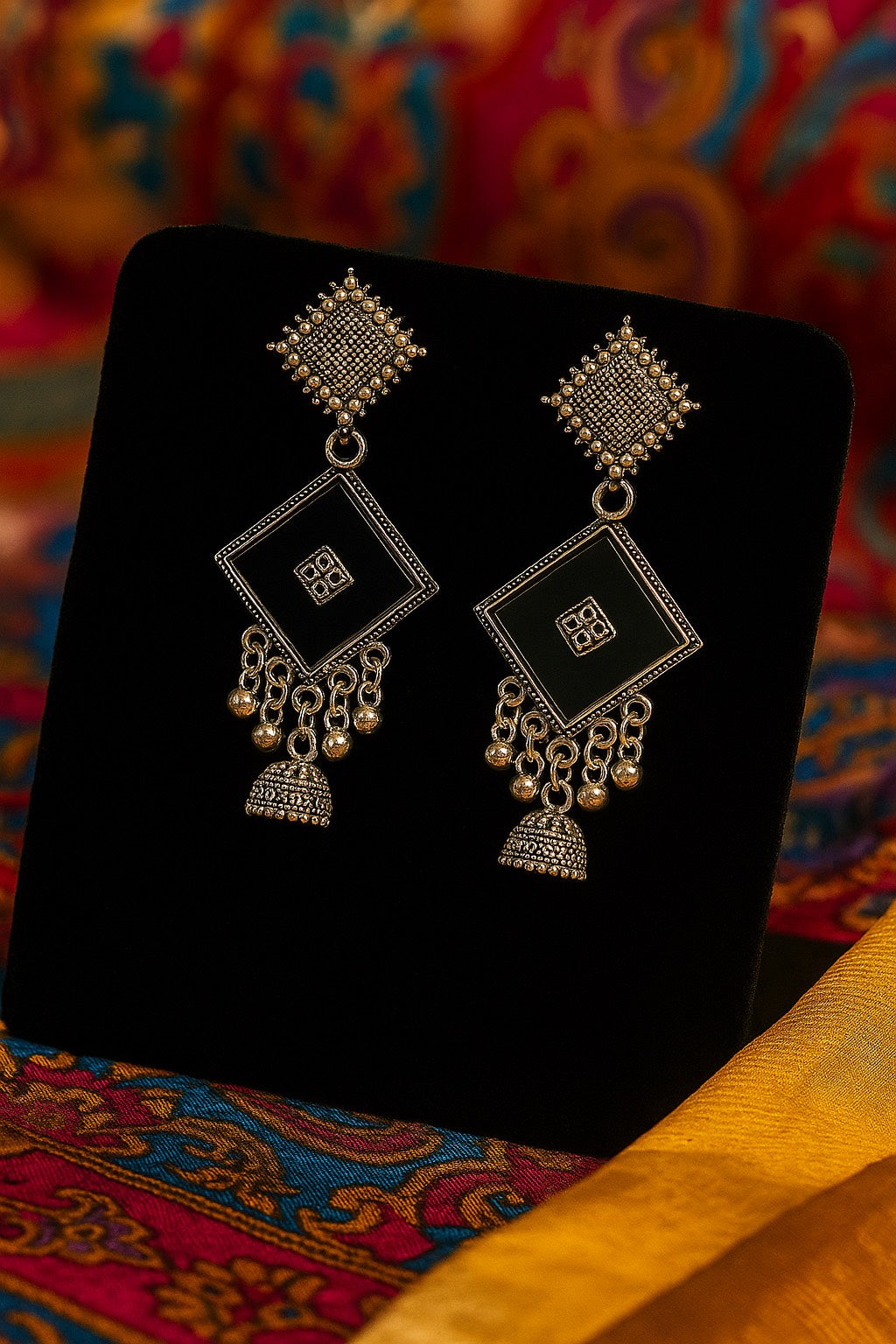 Noor Antique Dangler Earrings