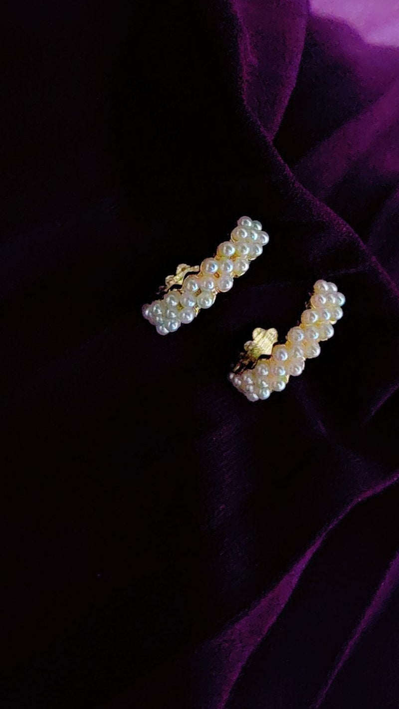Pearl Curve Earrings